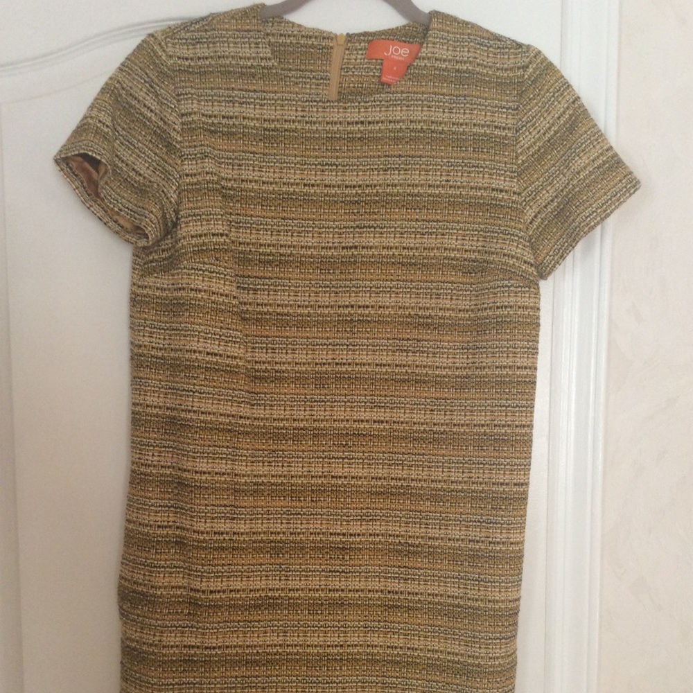 Short sleeve mini dress